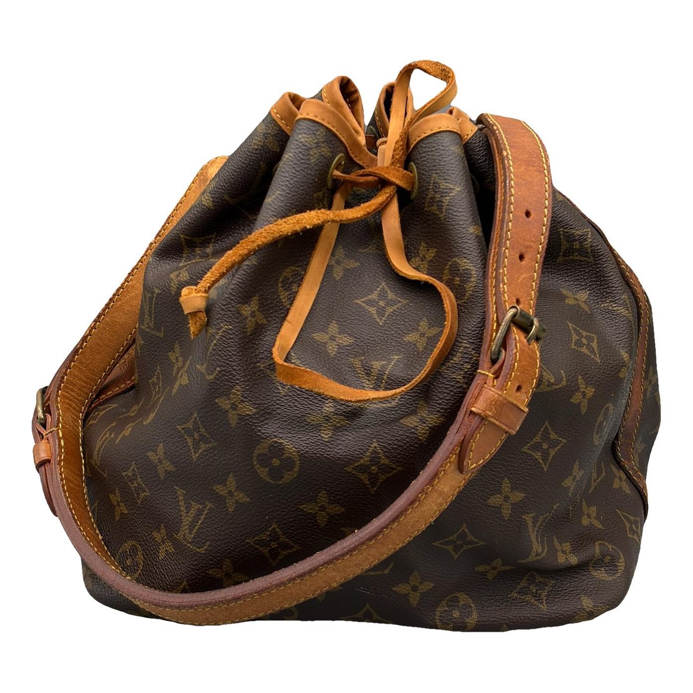Noé leather handbag