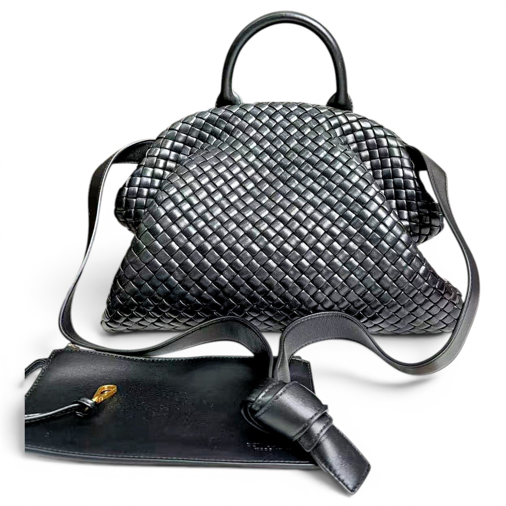 Leather handbag