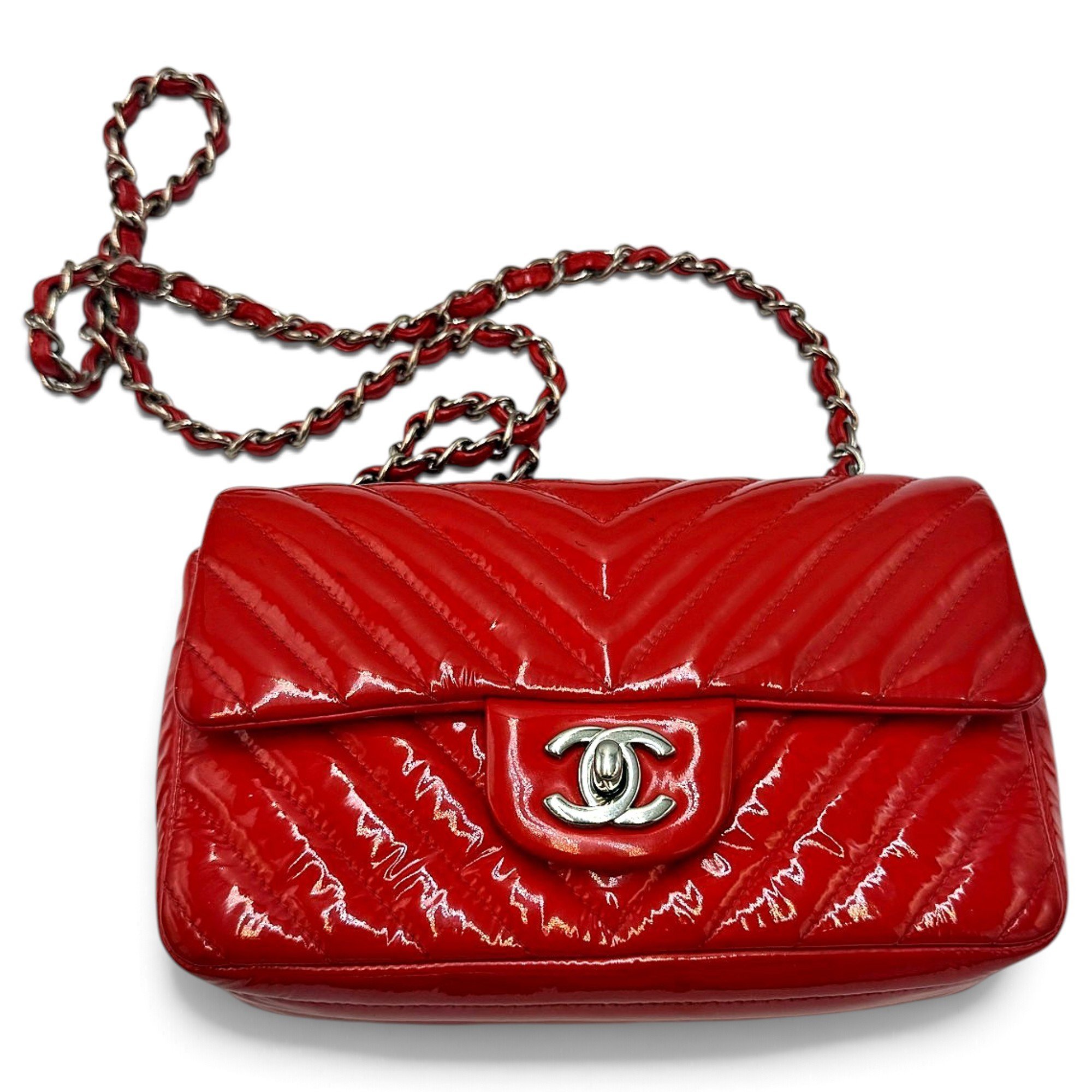 Timeless/Classique patent leather handbag
