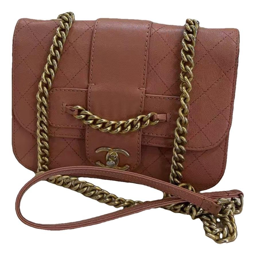 Leather handbag