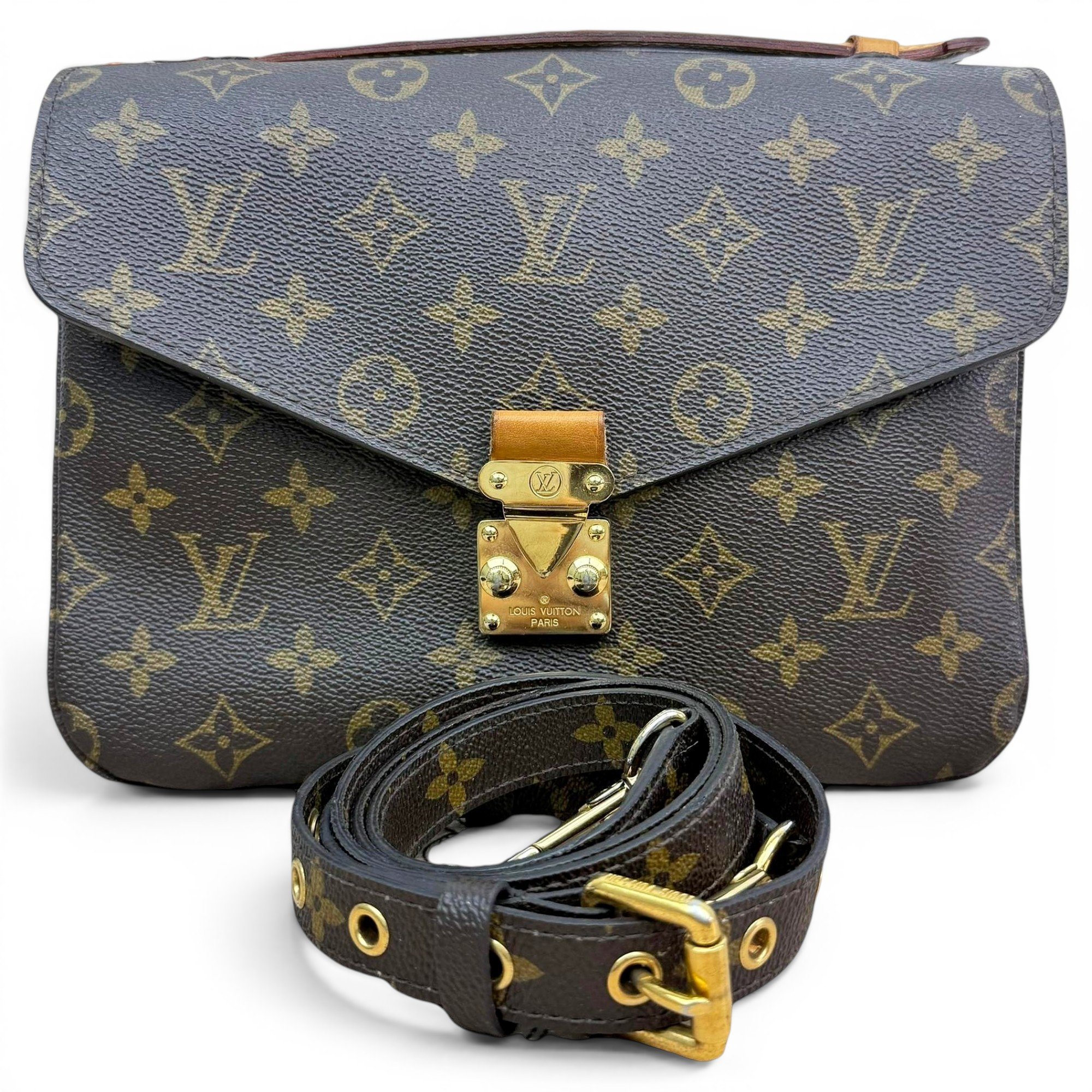 Metis leather handbag