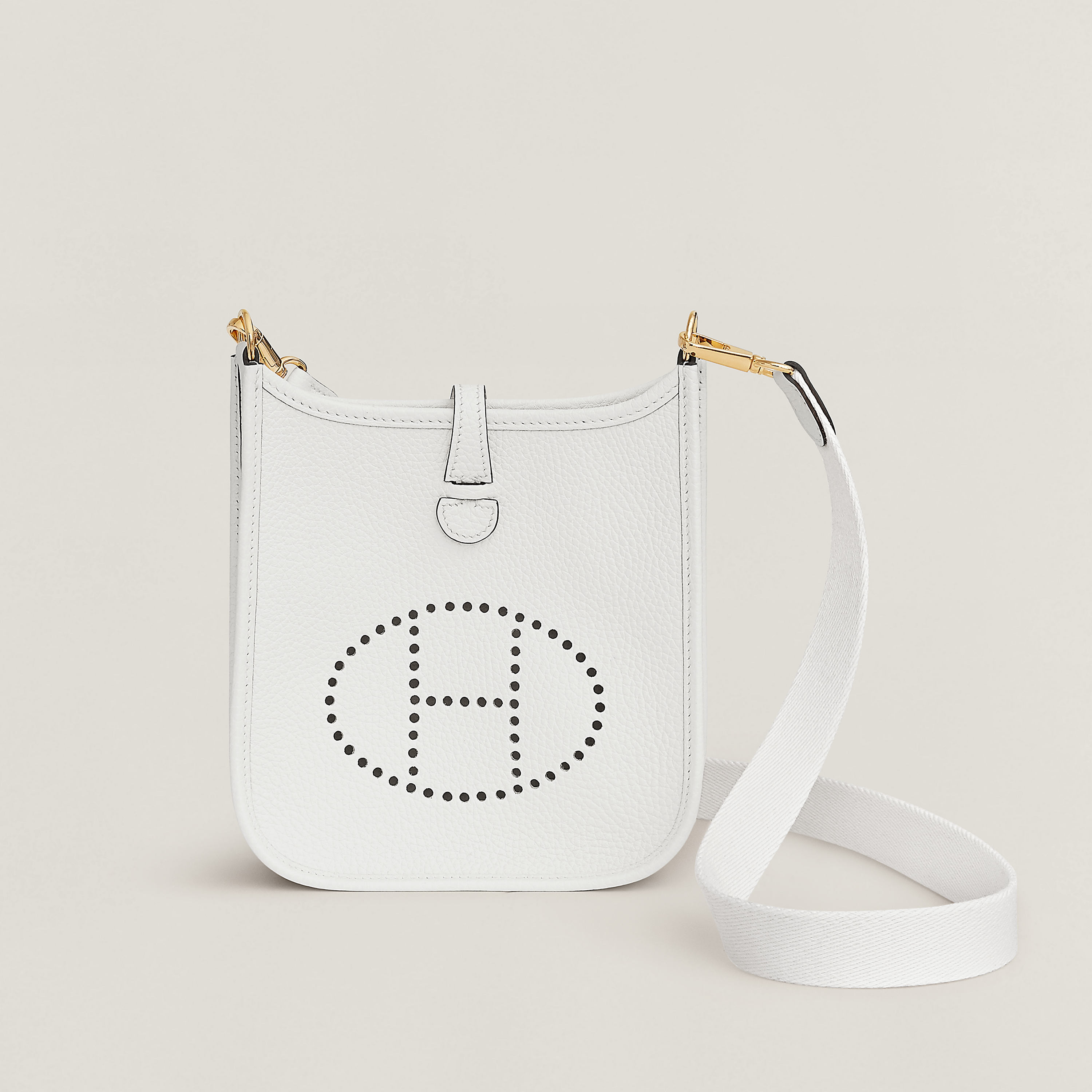 Evelyne 16 Amazone bag in New White