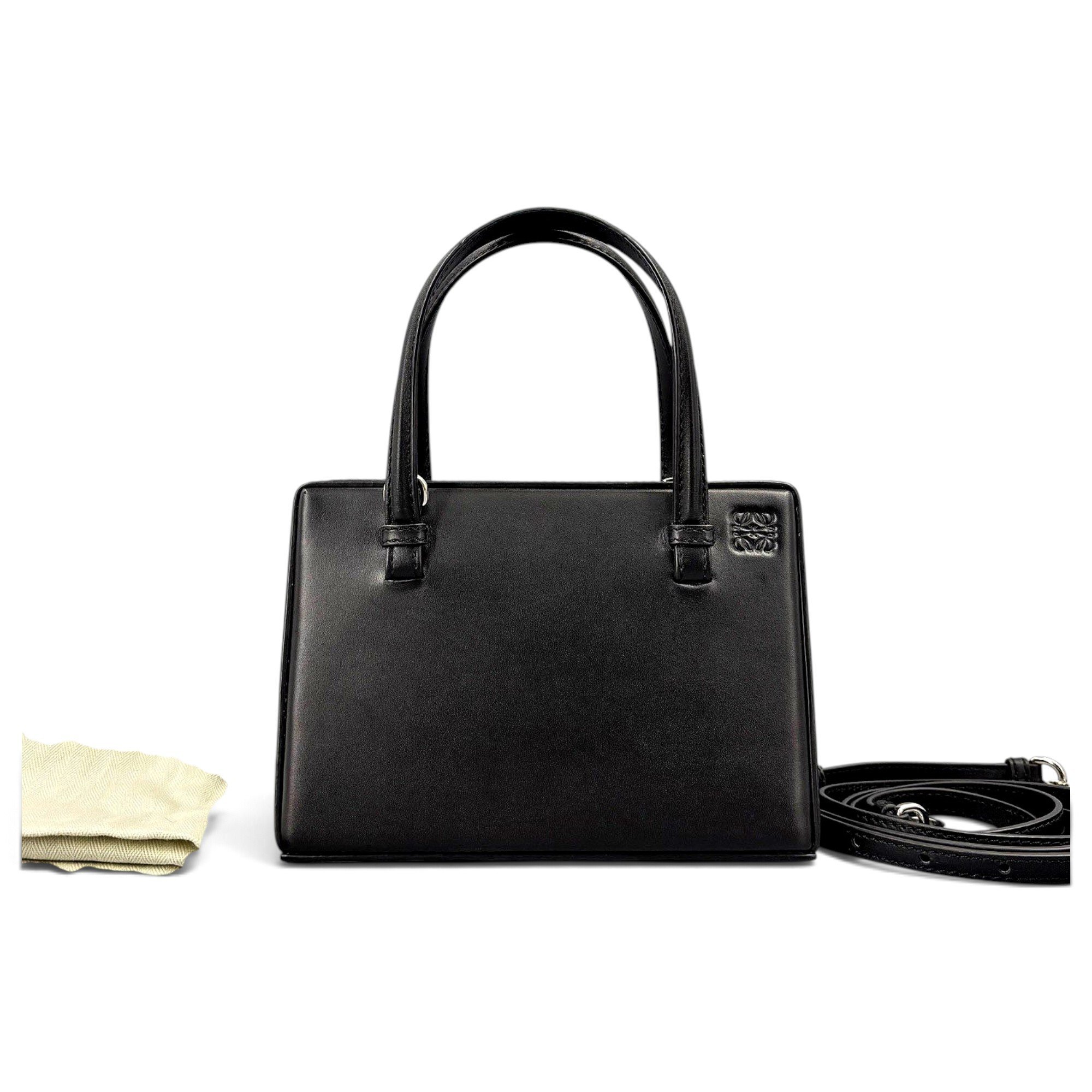 Postal leather handbag