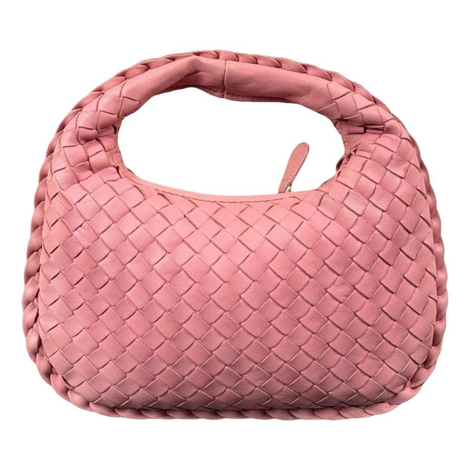 Veneta leather handbag
