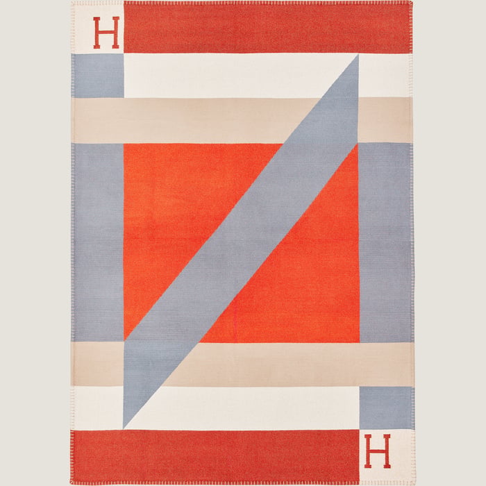 H Drapeau blanket