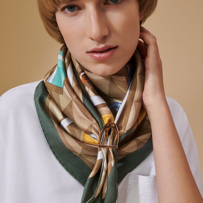Plaqué or Rose Etrier Scarf 90 Ring
