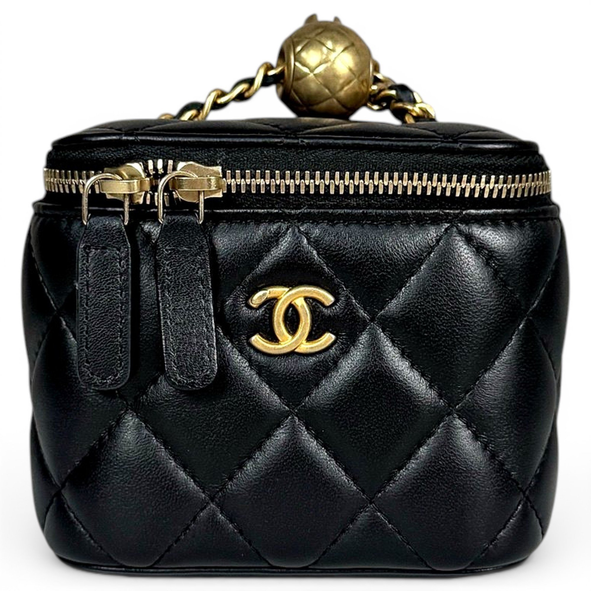 Trendy CC Vanity leather handbag