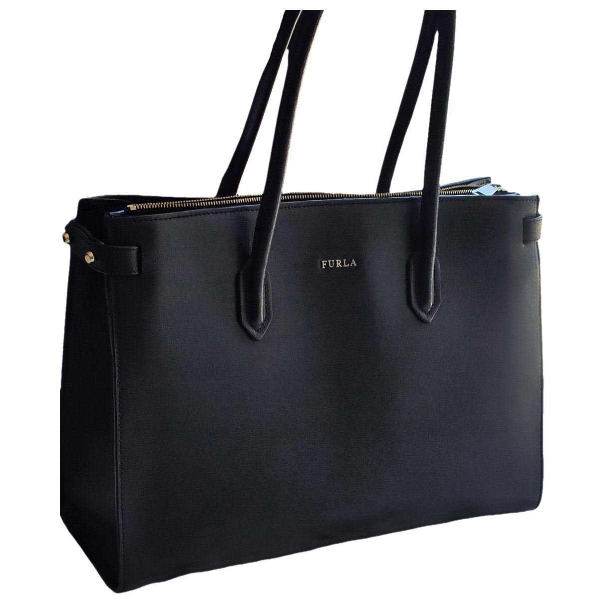 Leather tote