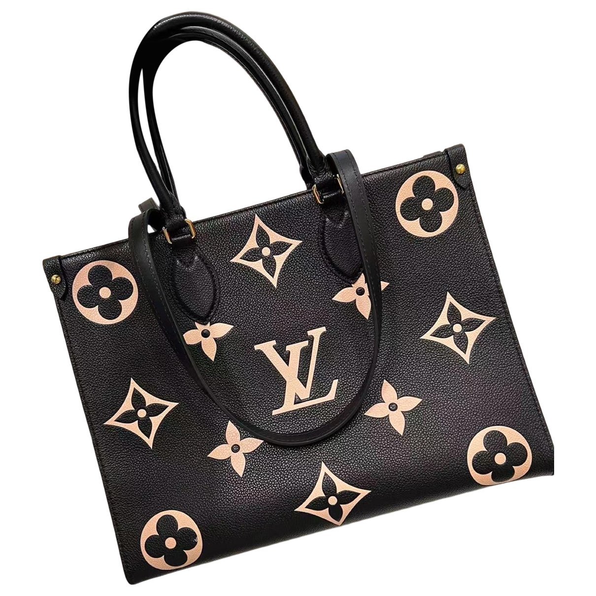 Onthego leather tote