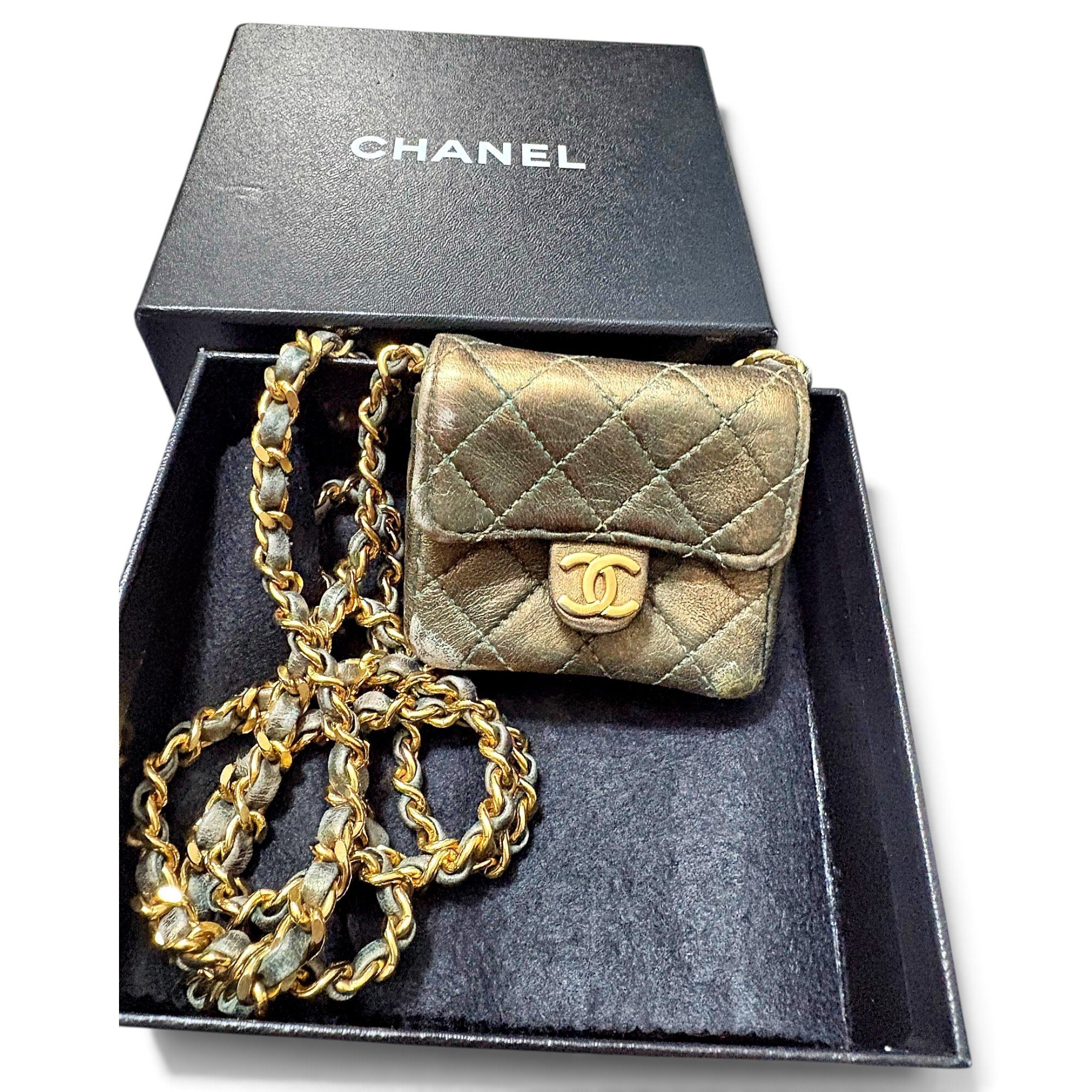 Timeless/Classique leather crossbody bag