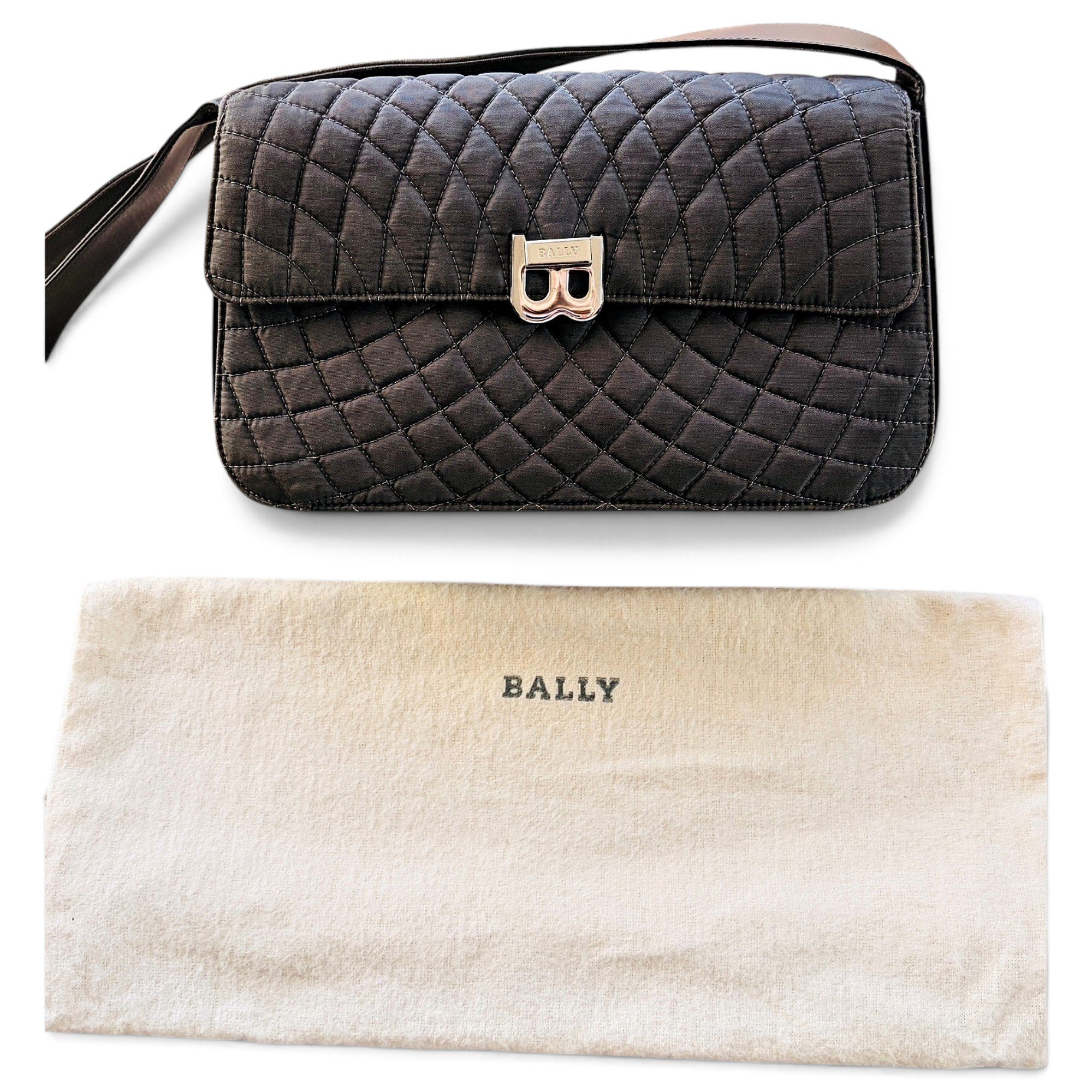 Cloth clutch bag