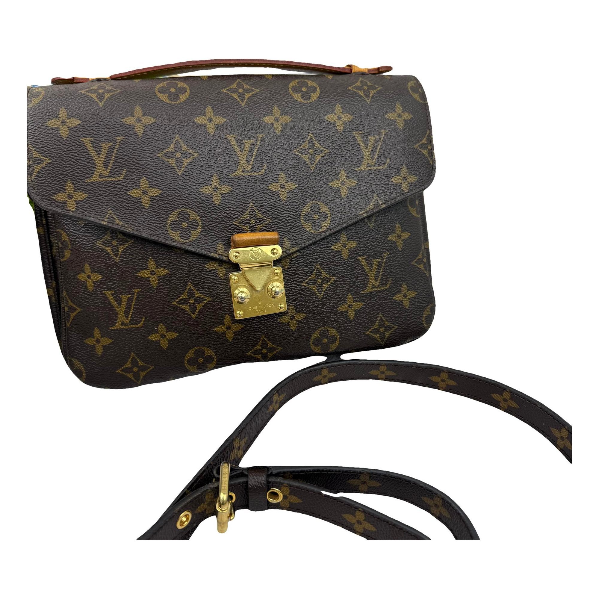 Metis leather handbag