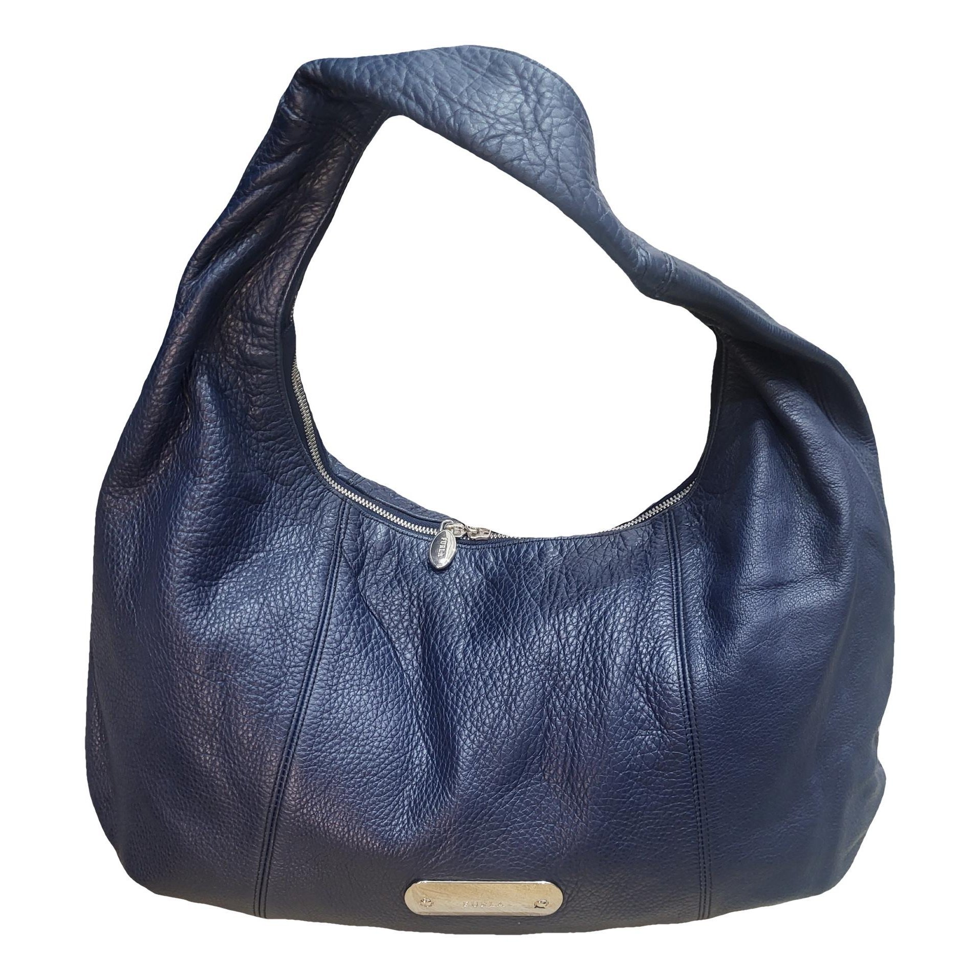 Leather tote