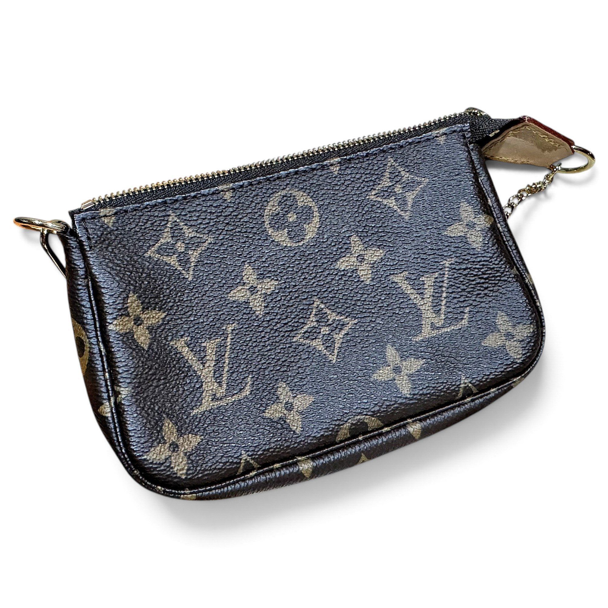 Leather clutch bag