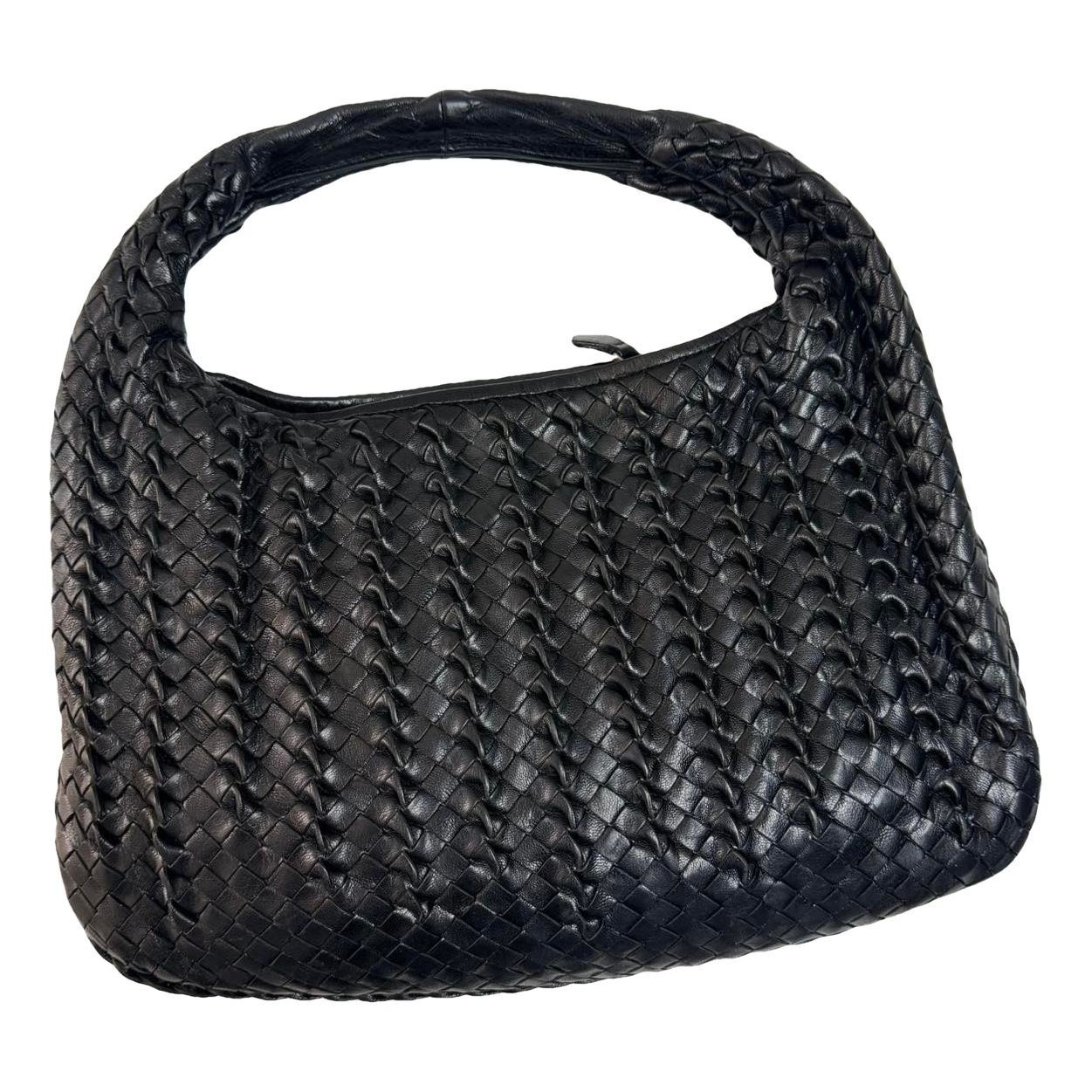 Veneta leather handbag