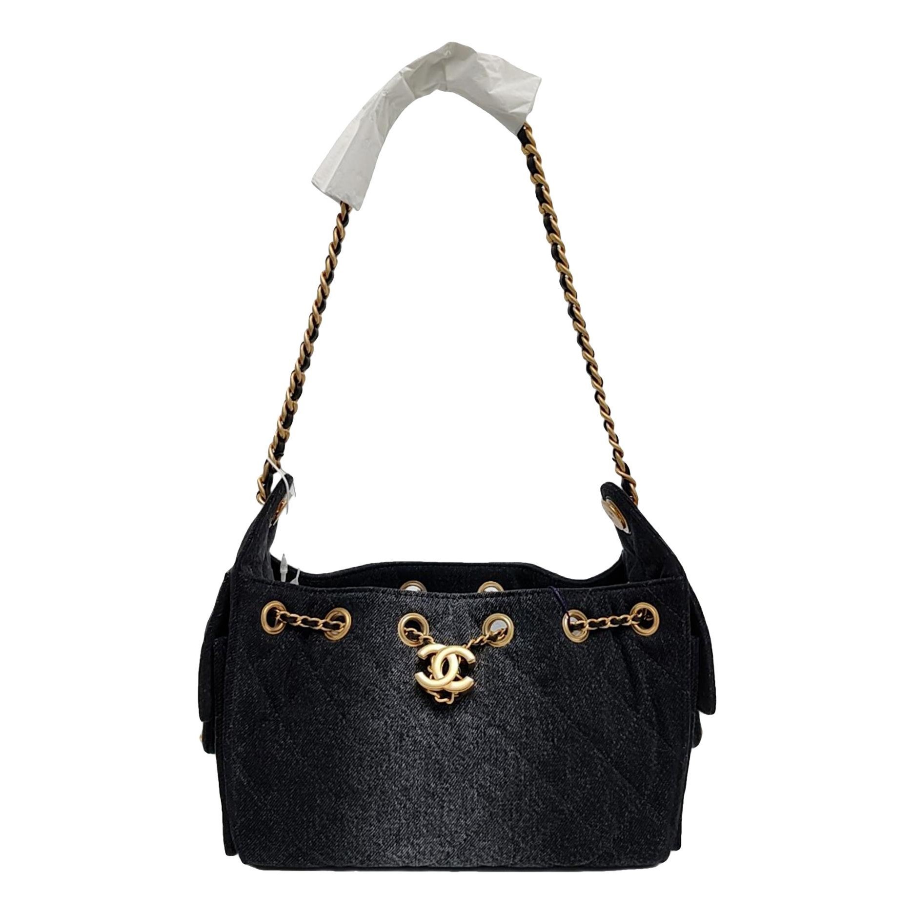 Chanel 25 handbag