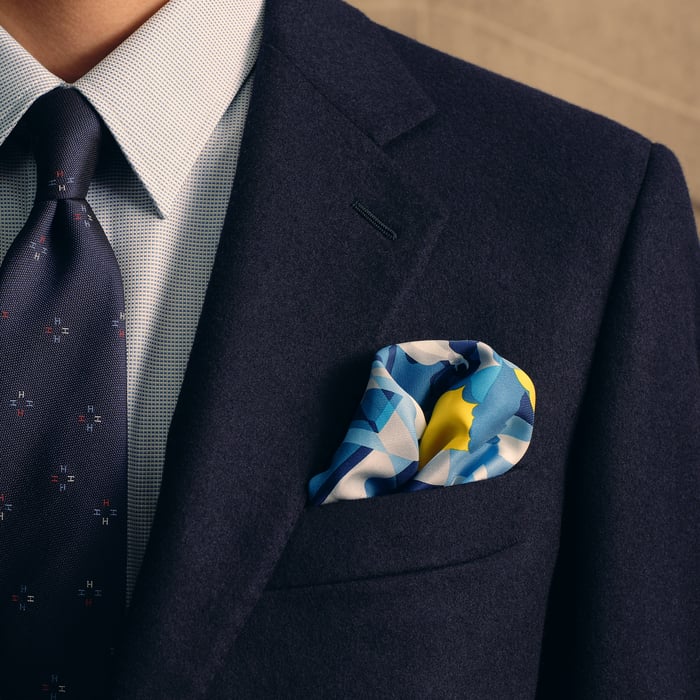 Faubourg En Perspective Pocket Square 45