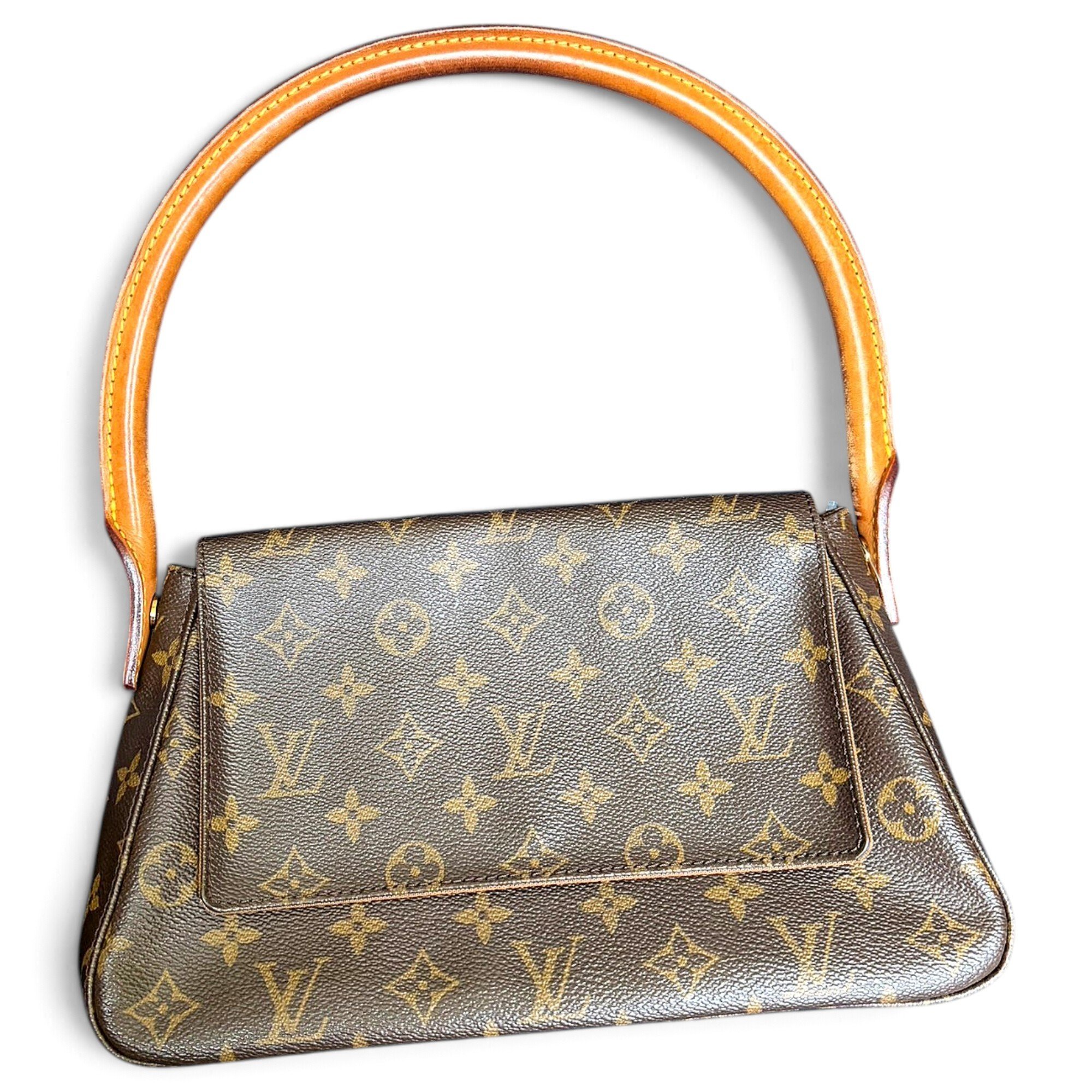 Looping leather handbag