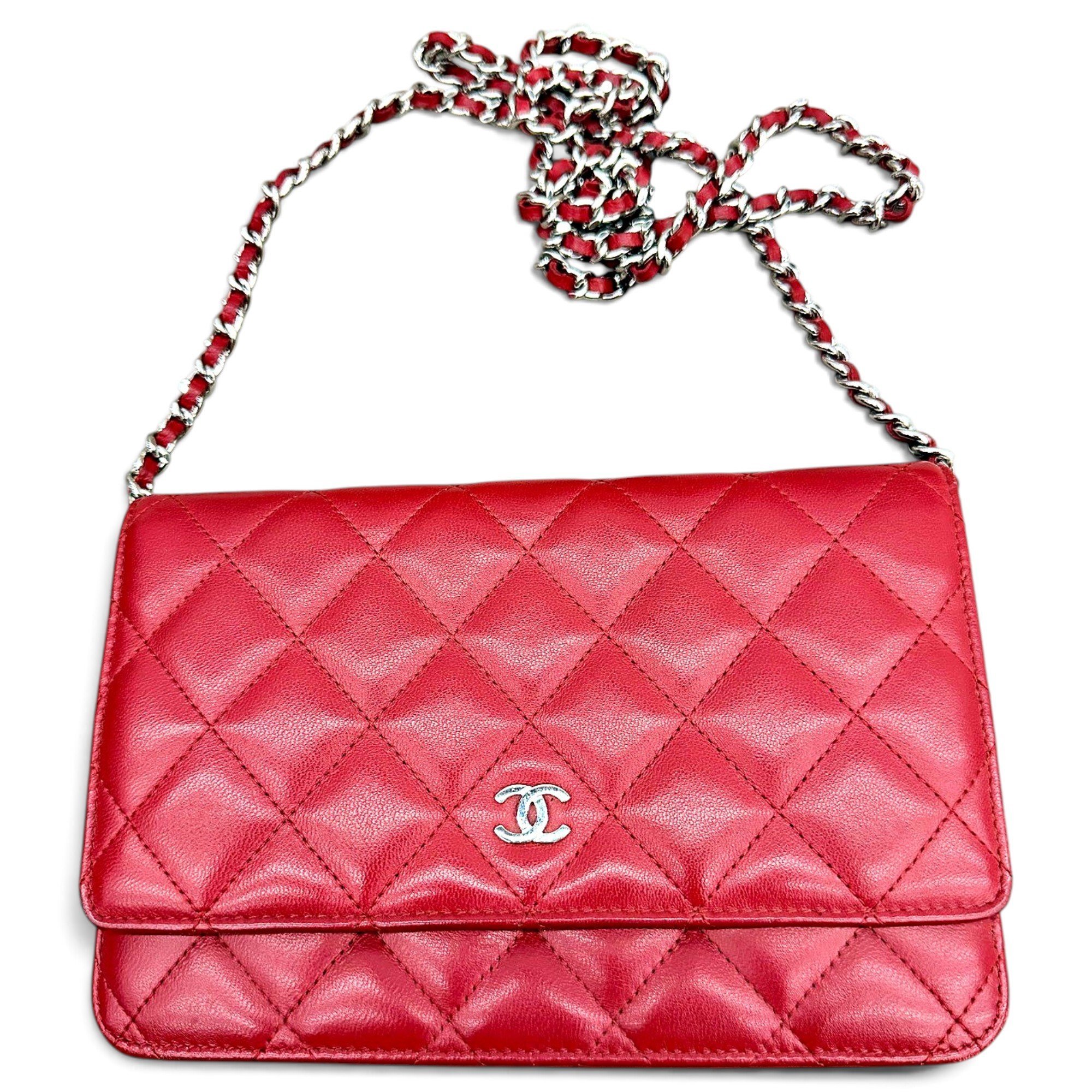 Wallet On Chain Timeless/Classique leather crossbody bag