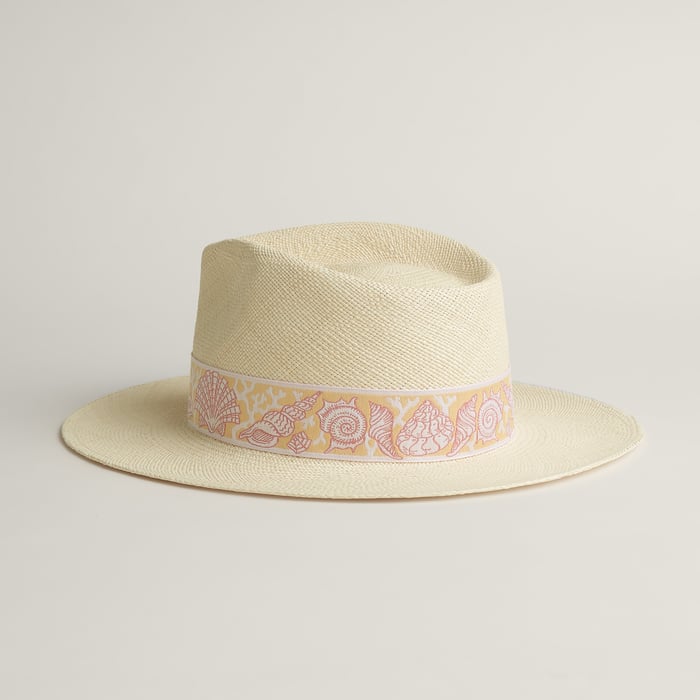 Izia Seashell Hat