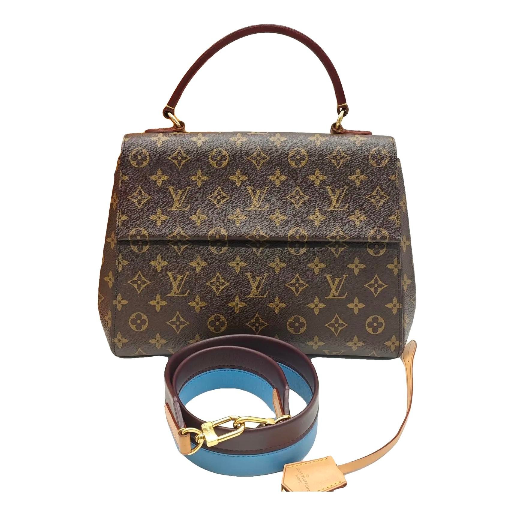 Cluny vinyl crossbody bag
