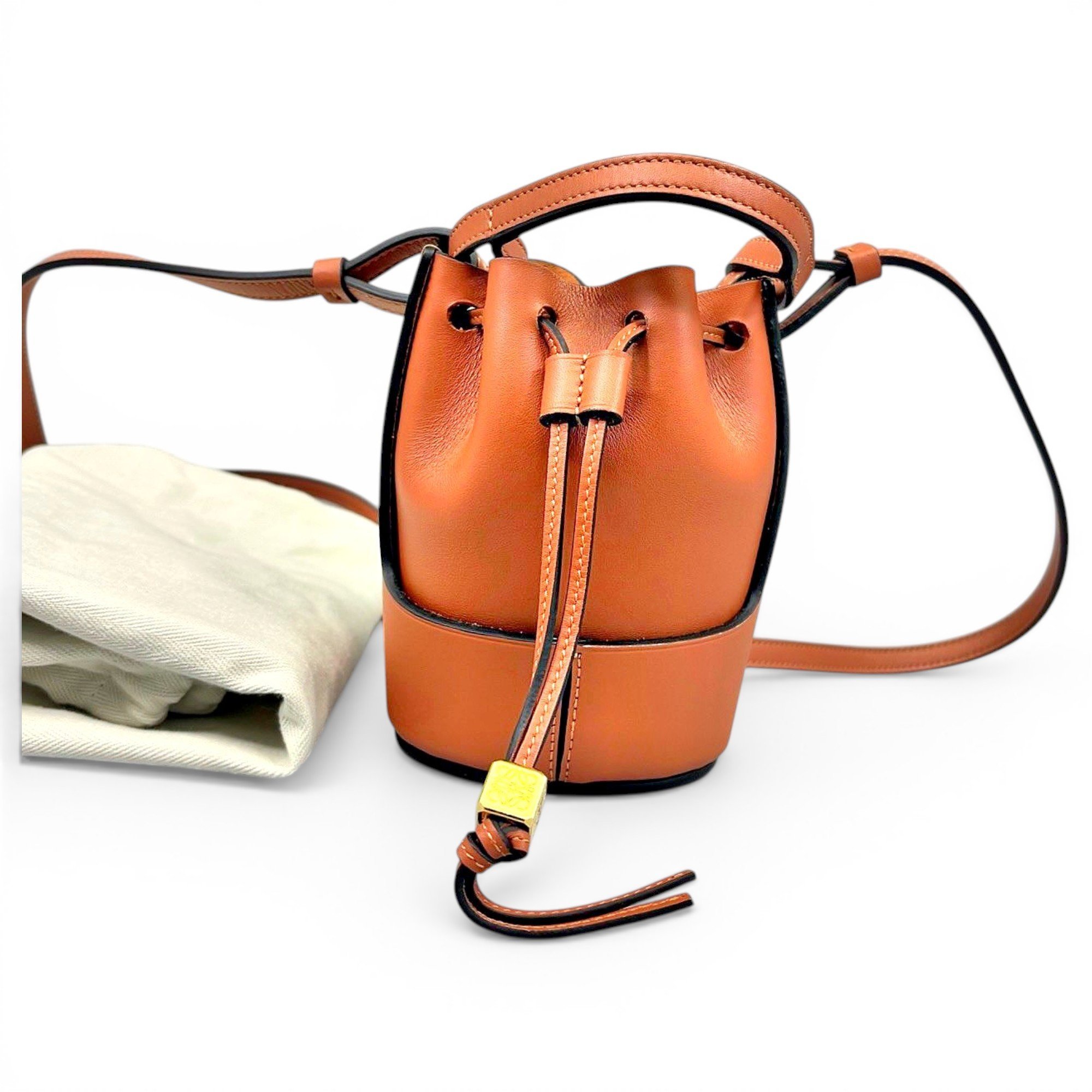 Loewe Balloon leather handbag