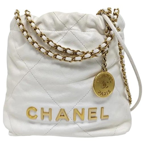 Chanel 22 leather handbag
