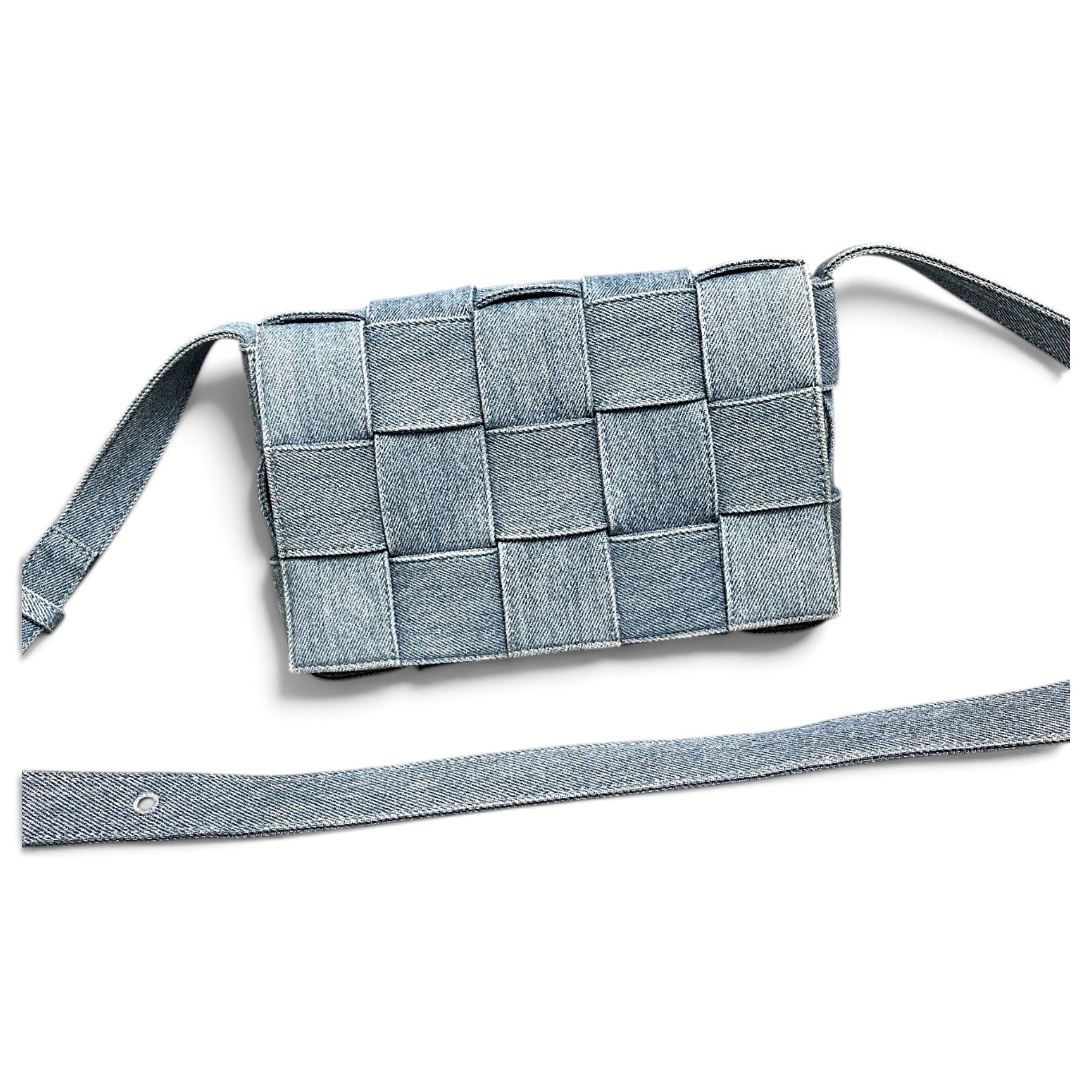 Cassette handbag
