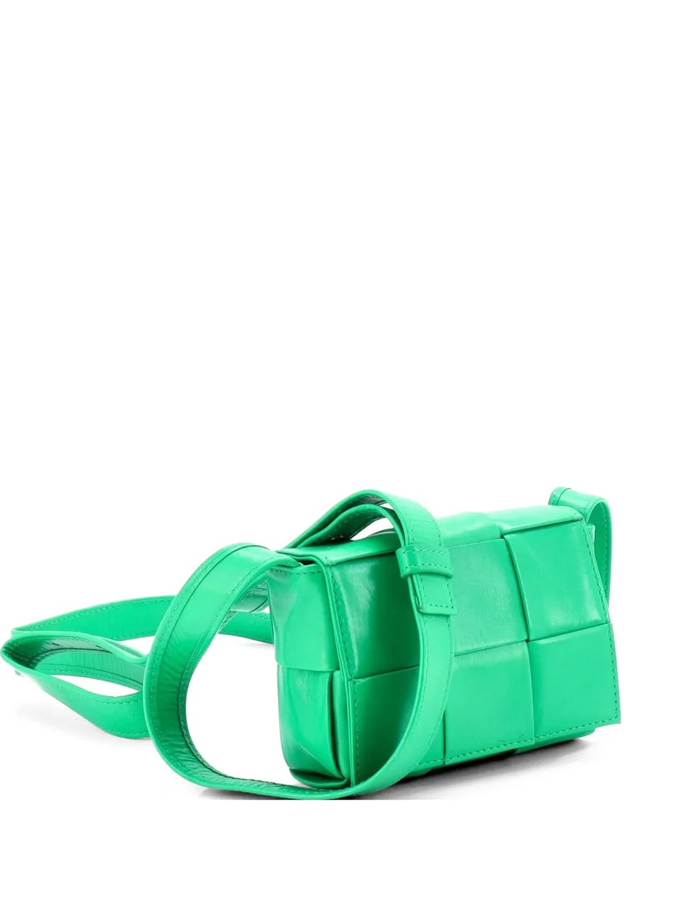 Cassette Maxi Intrecciato Leather Candy crossbody bag