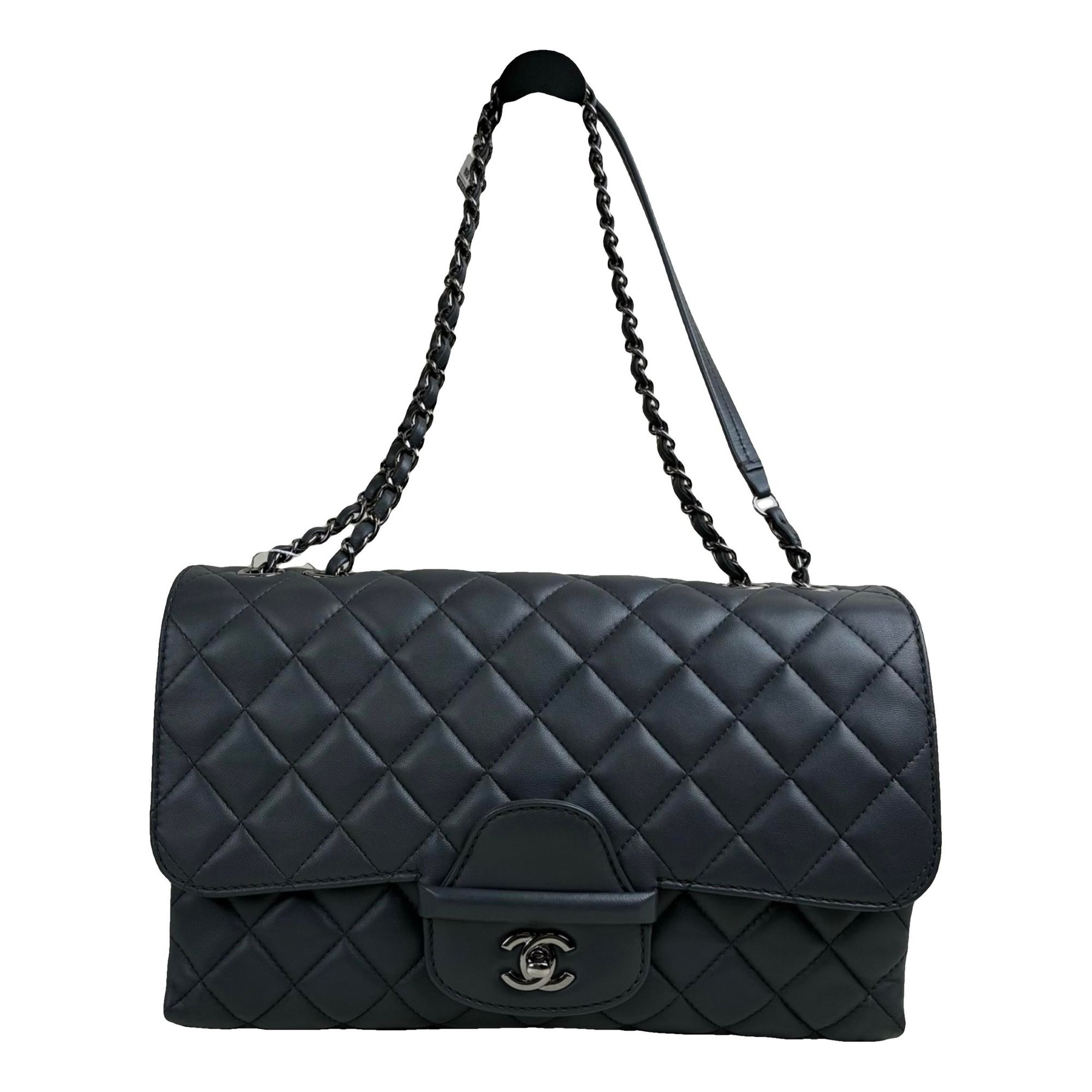 Timeless/Classique leather crossbody bag