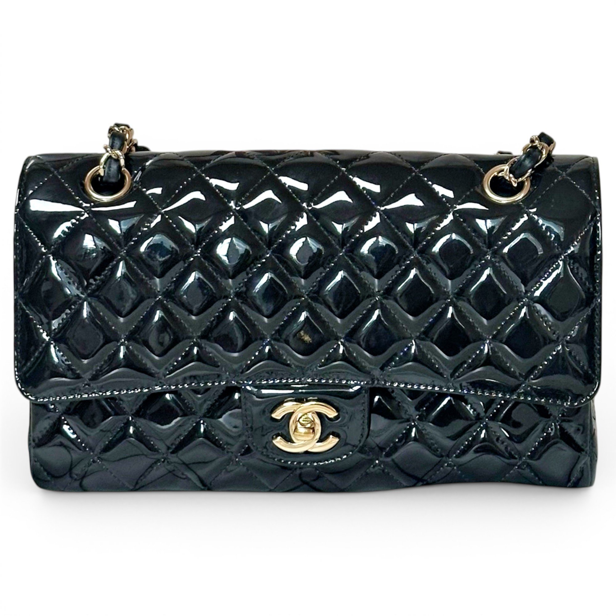Timeless/Classique patent leather crossbody bag