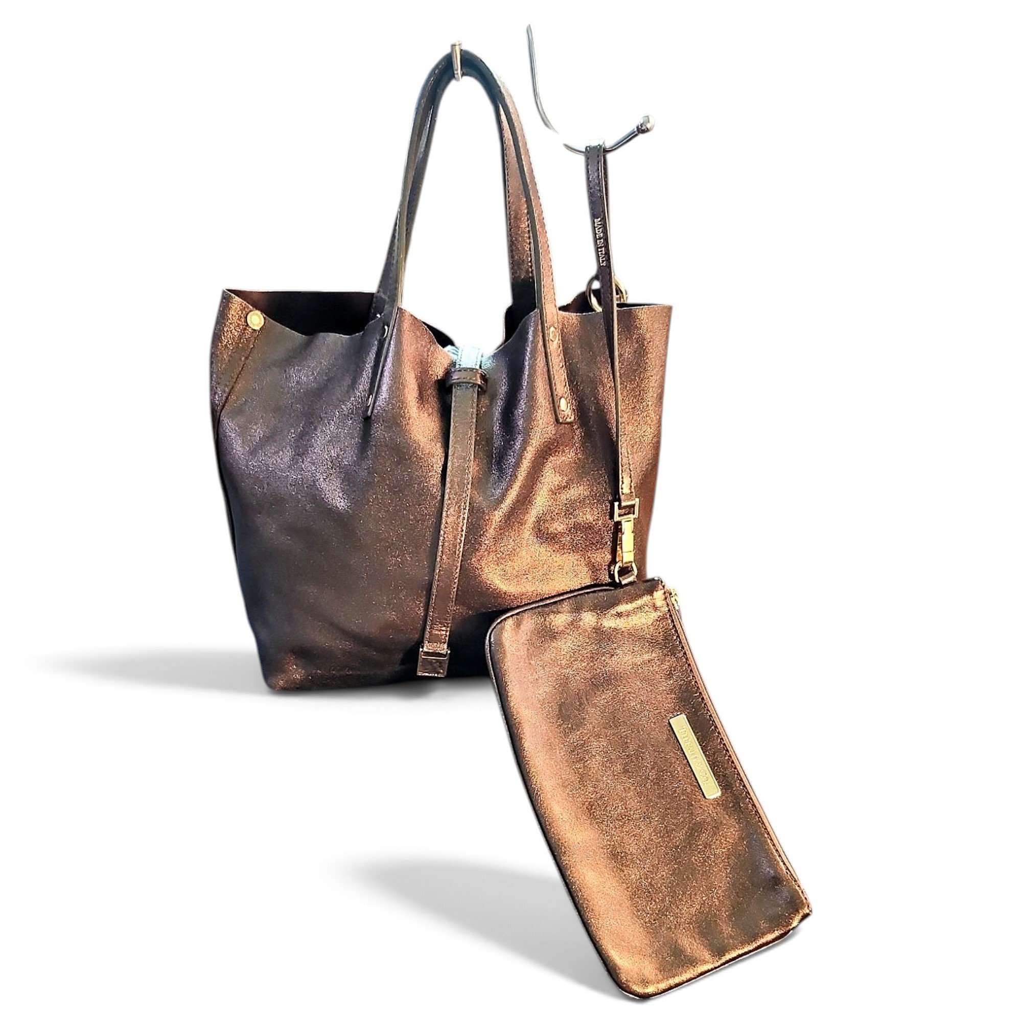 Leather tote