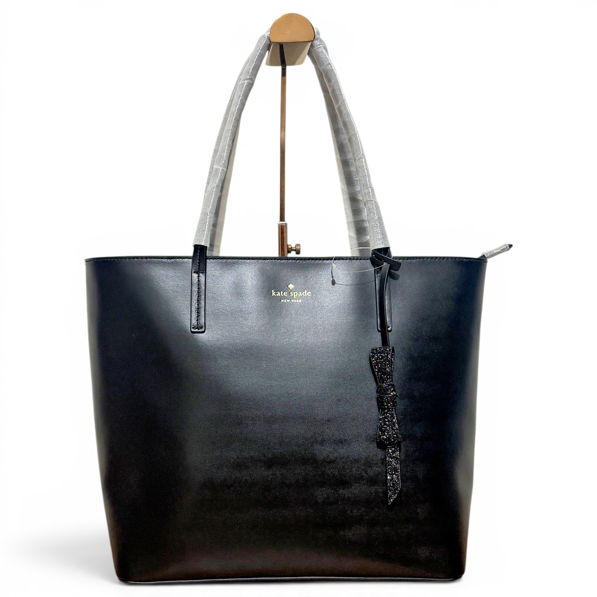 Leather tote