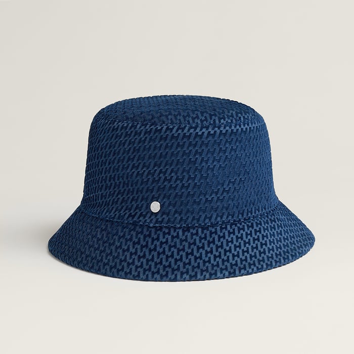 Bleu Foncé Harper Velvet Bucket Hat