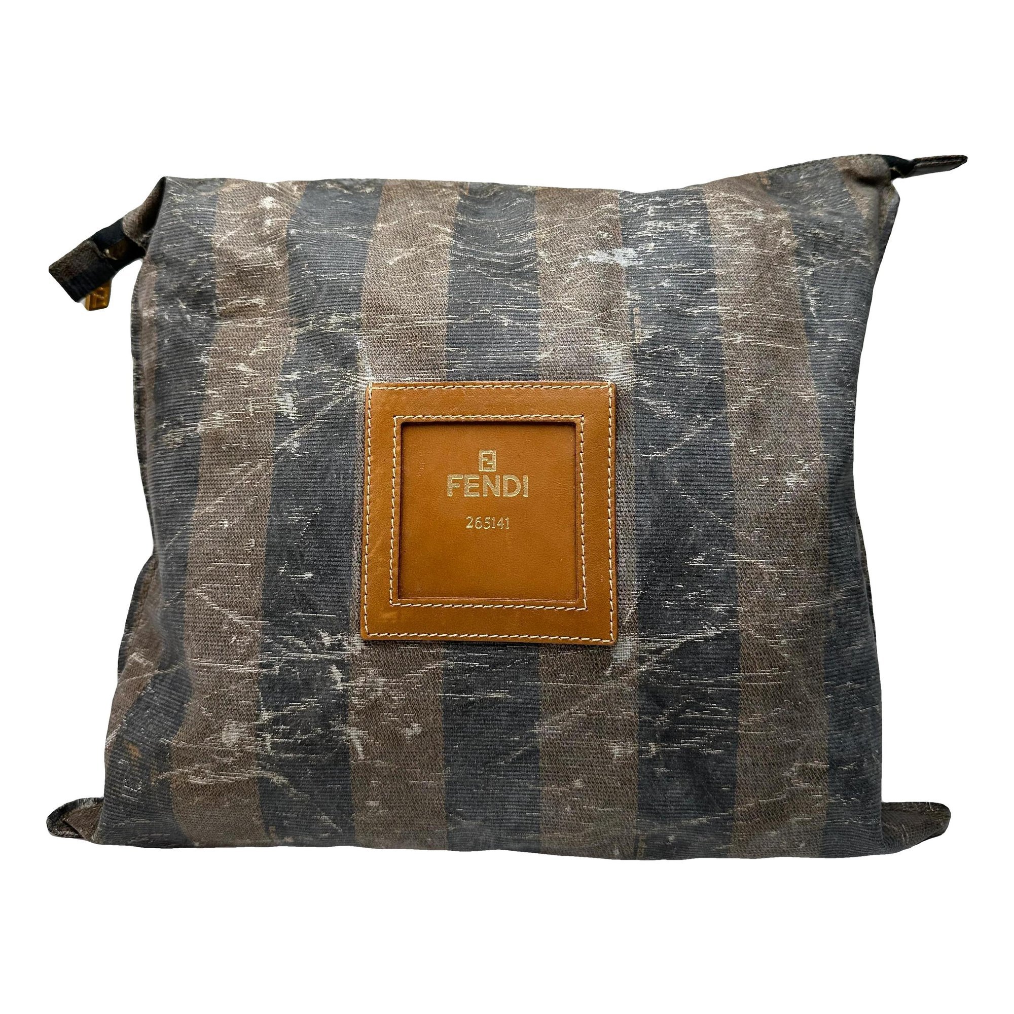 Baguette vegan leather clutch bag