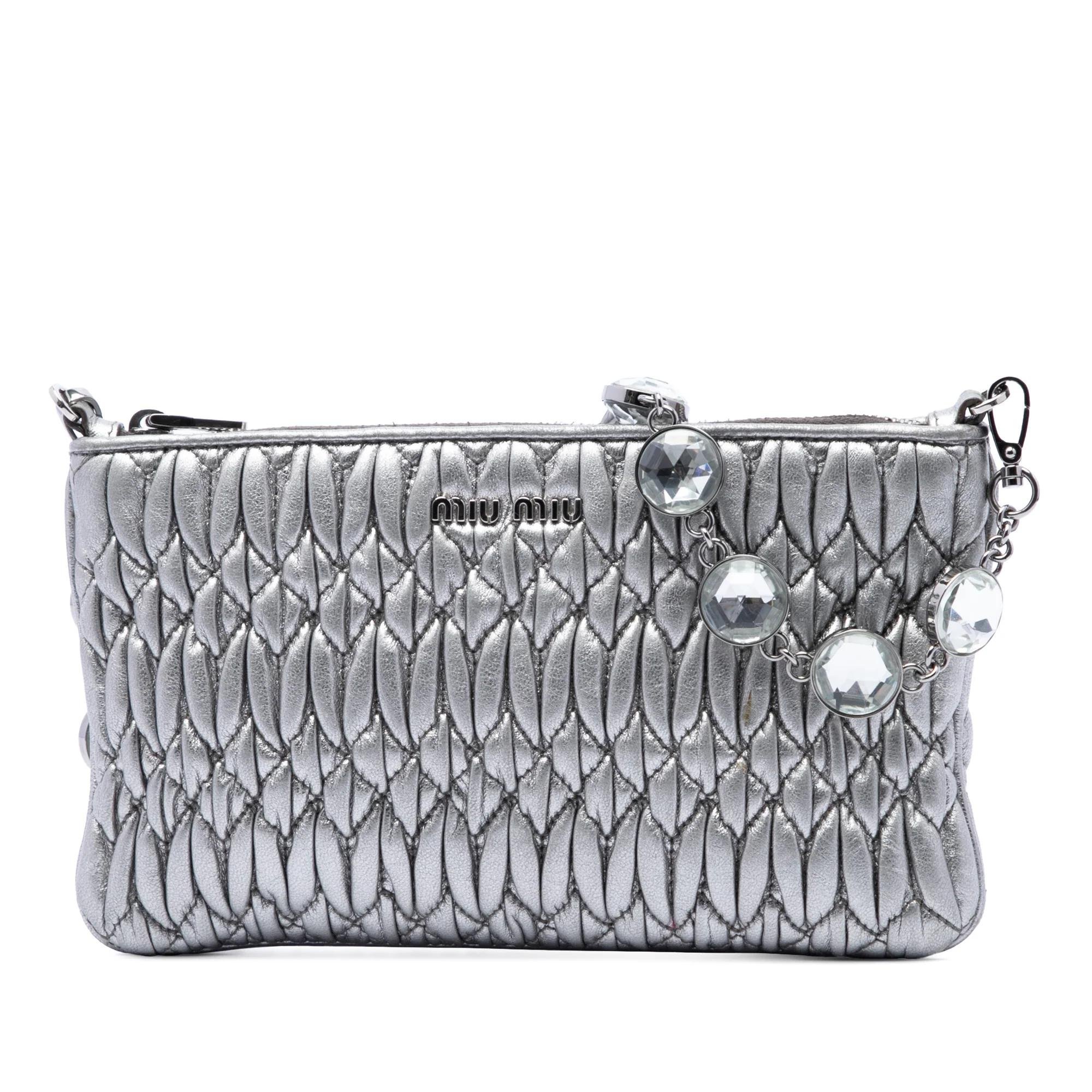Matelassé leather handbag