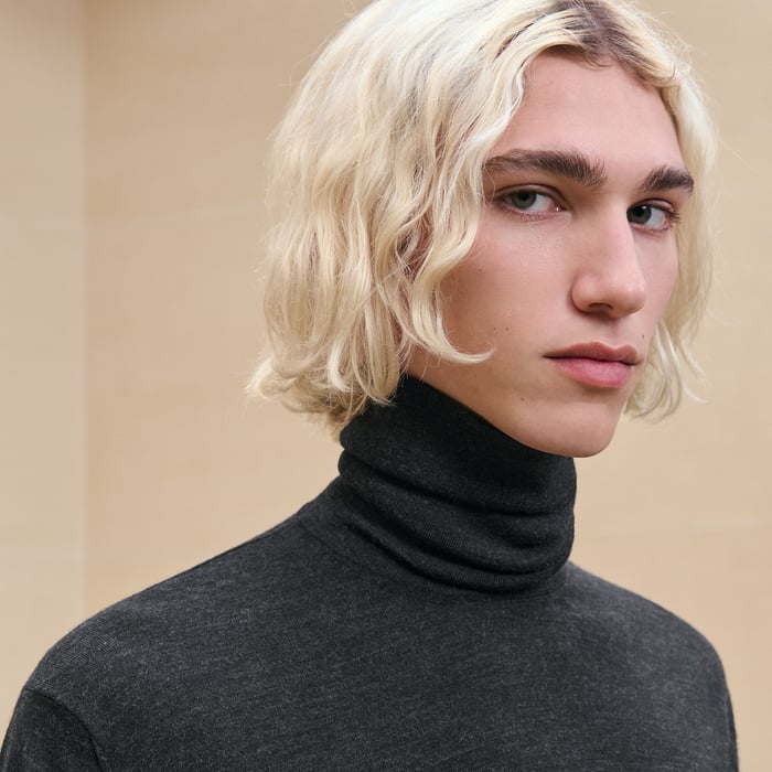 Anthracite "Detail H" Turtleneck Sweater