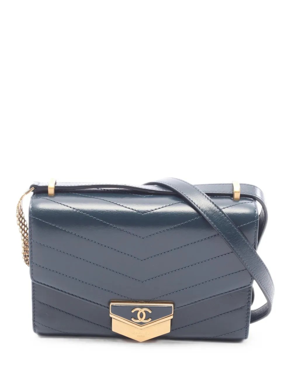2018-2019 Chevron V-stitch shoulder bag