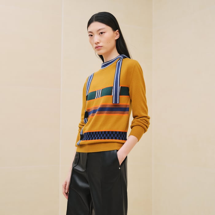 Jaune Gingembre "Lettres Equestres" Long-sleeve Sweater