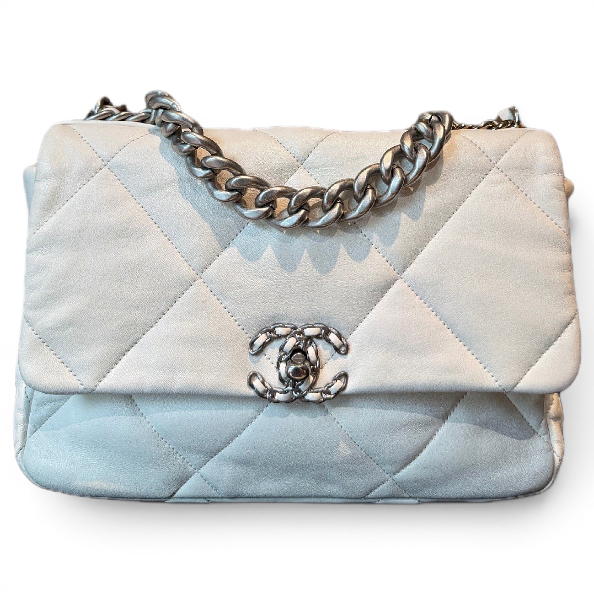 Chanel 19 leather handbag