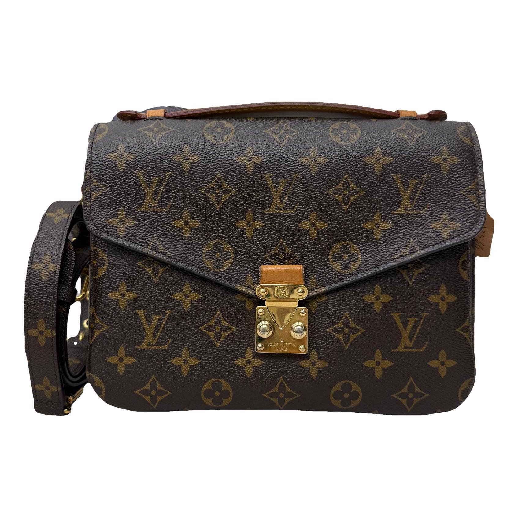 Metis leather handbag