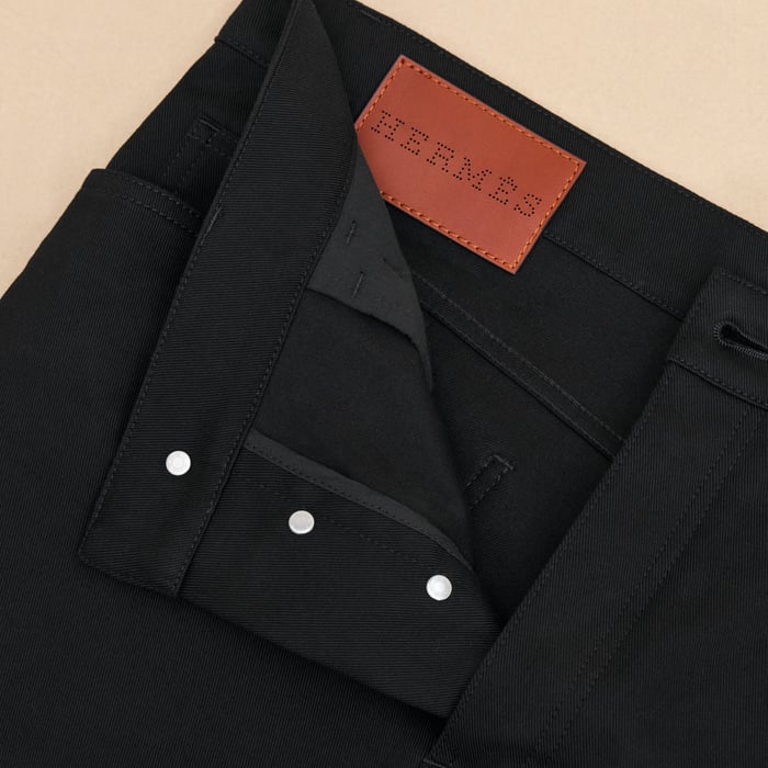 Noir Straight Cut Jeans