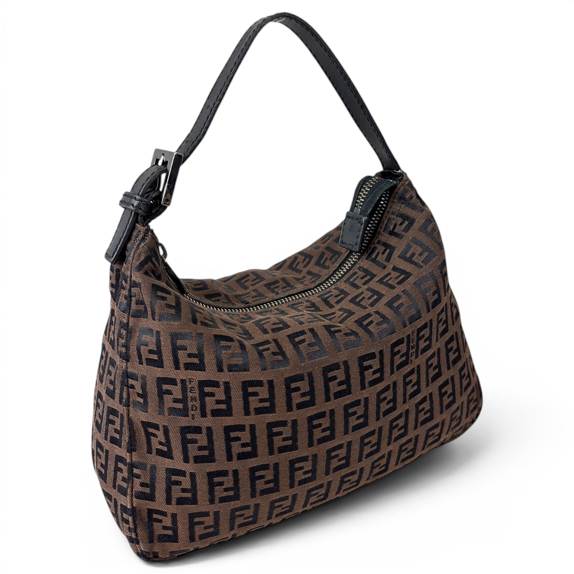Baguette cloth handbag