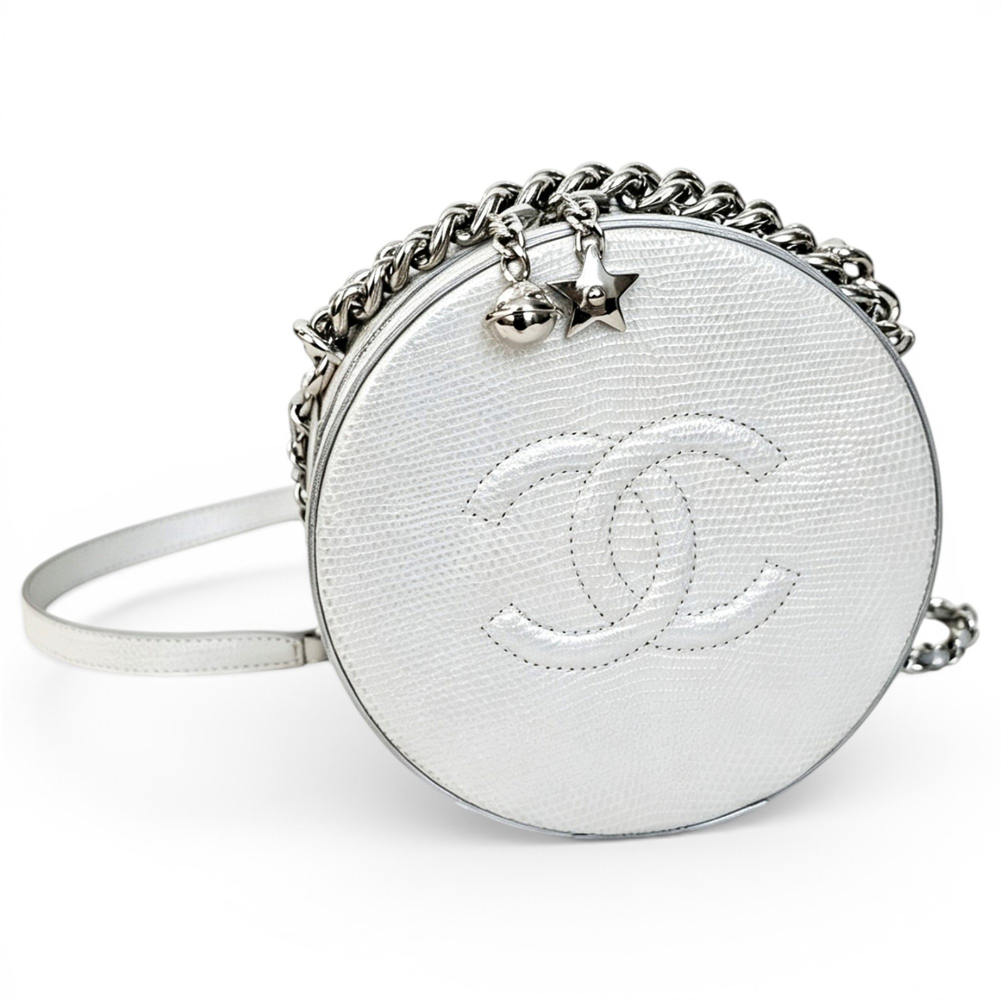 Chanel 19 lizard handbag