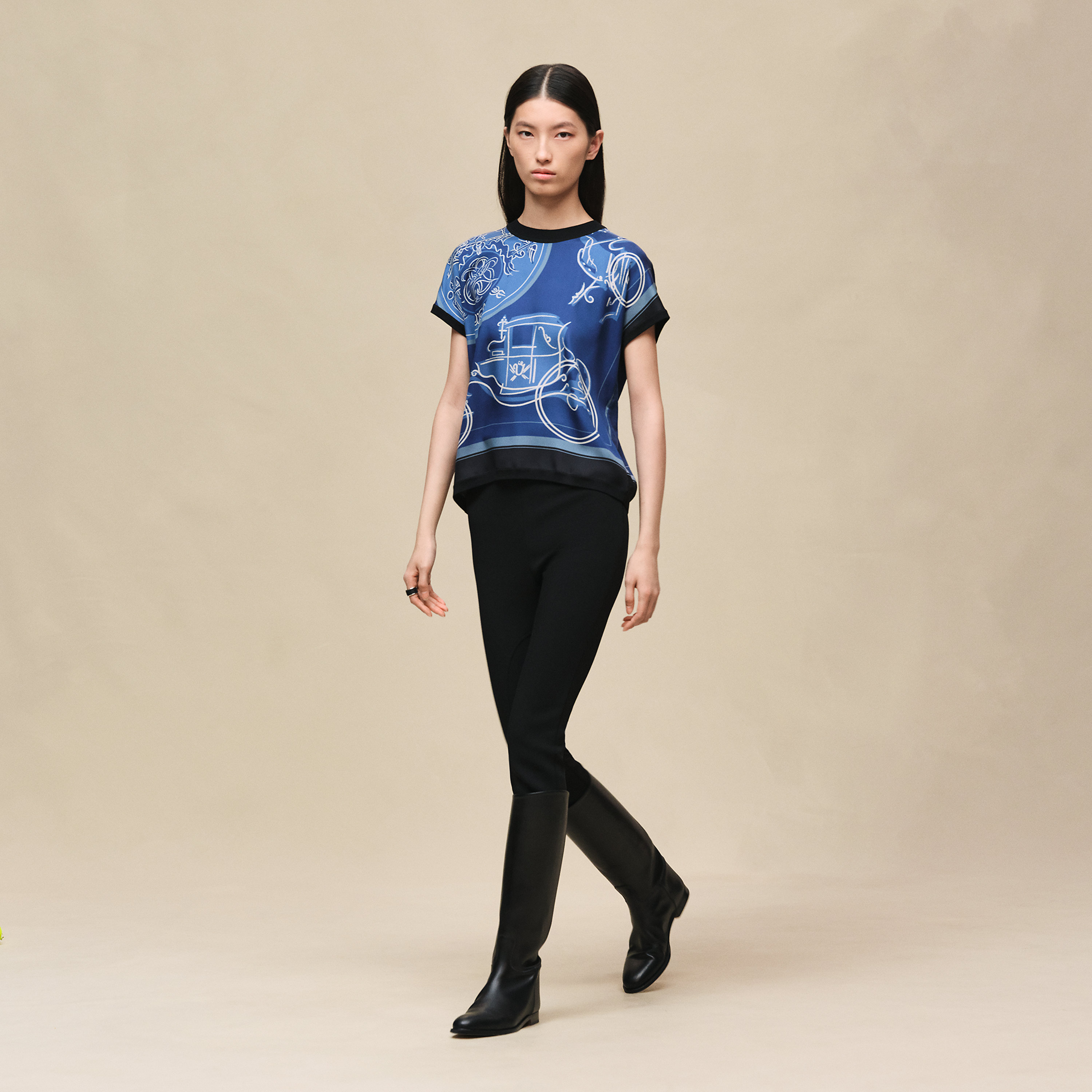 "Ex-Libris a Main Levee" short-sleeve twillaine sweater