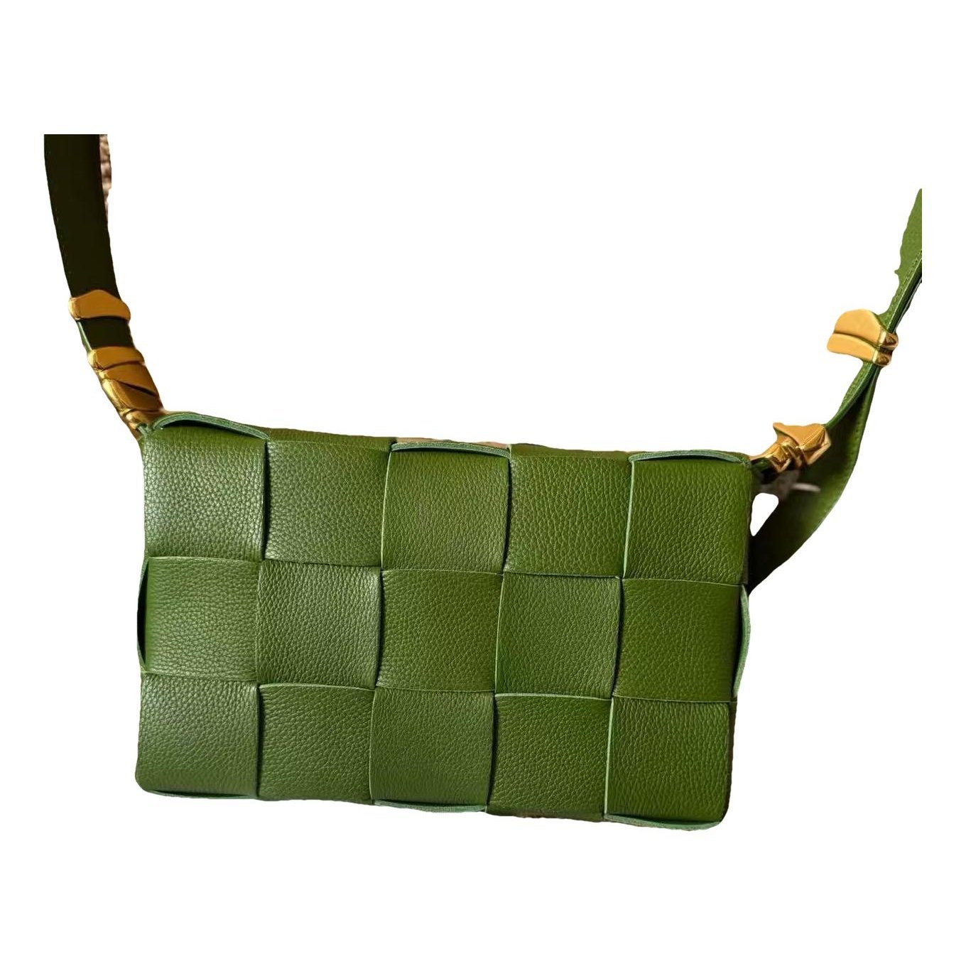 Cassette leather crossbody bag