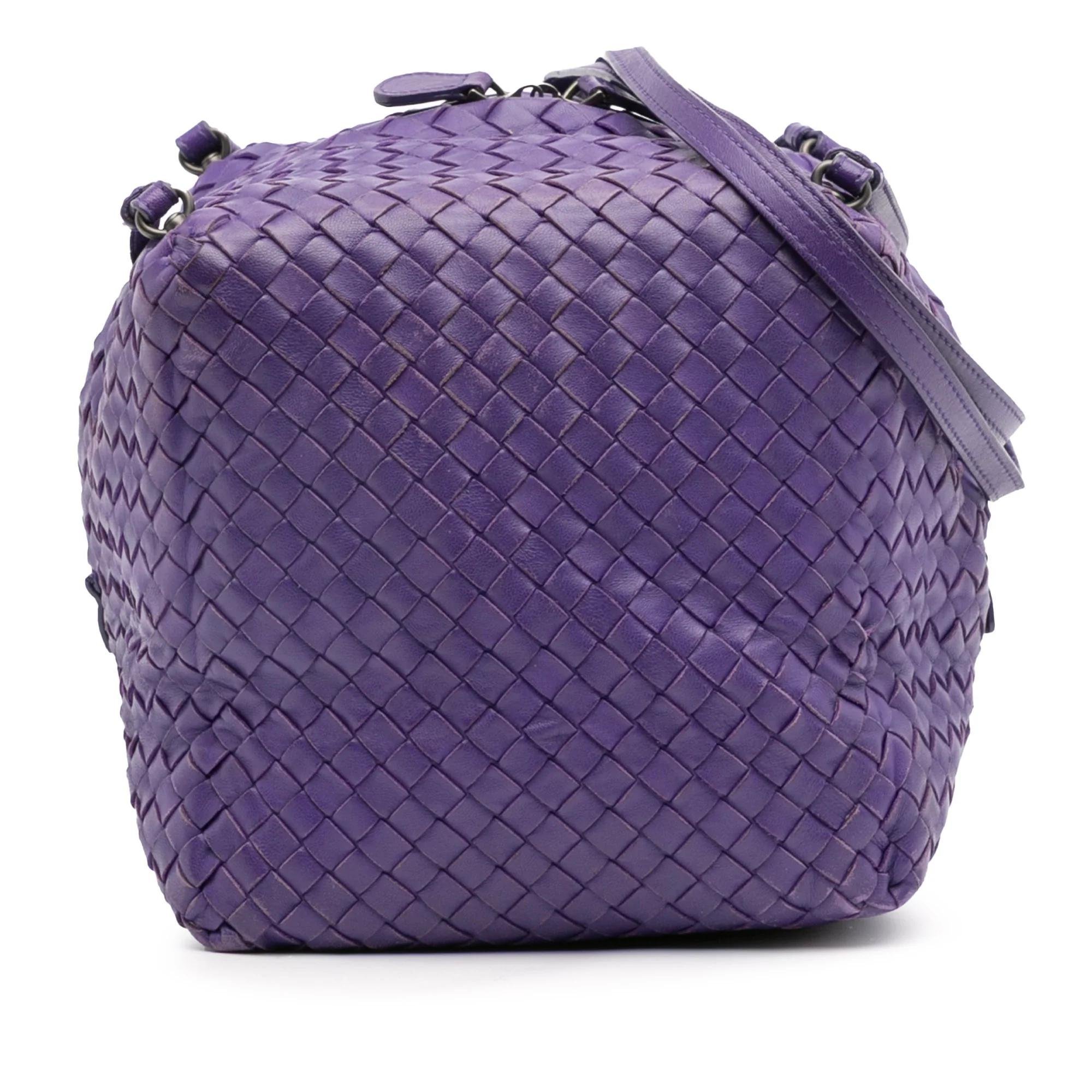 Veneta leather crossbody bag