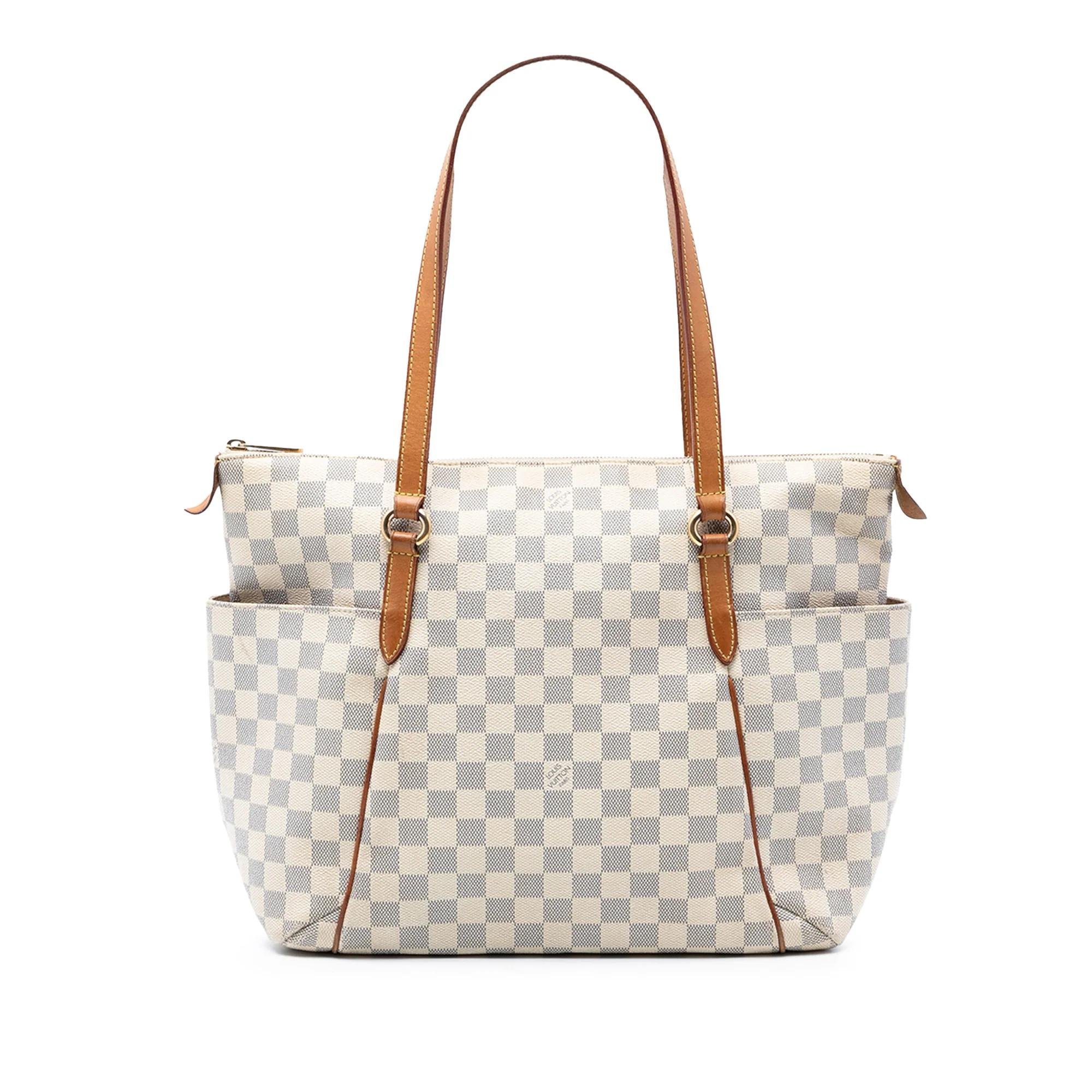 Totally leather tote