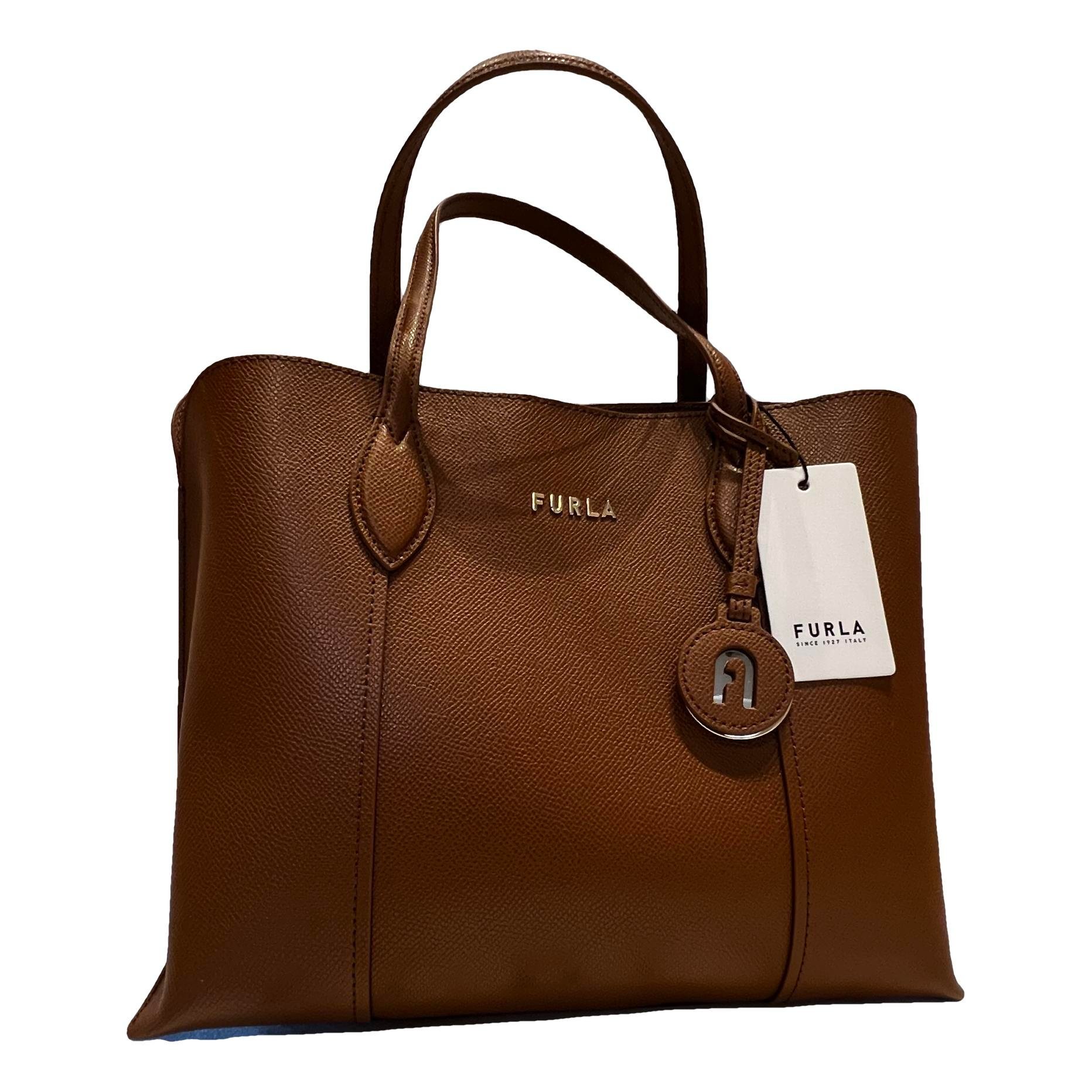 Leather tote