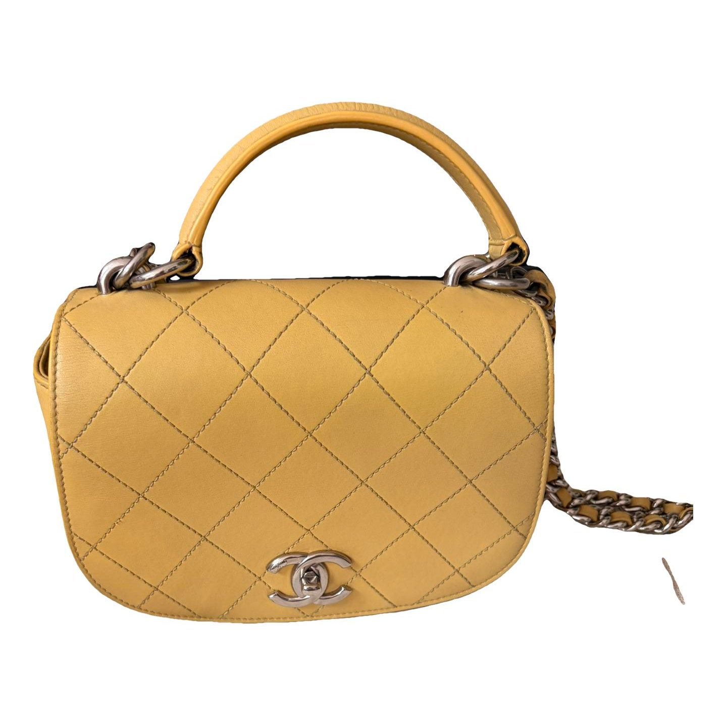 Coco Curve leather crossbody bag